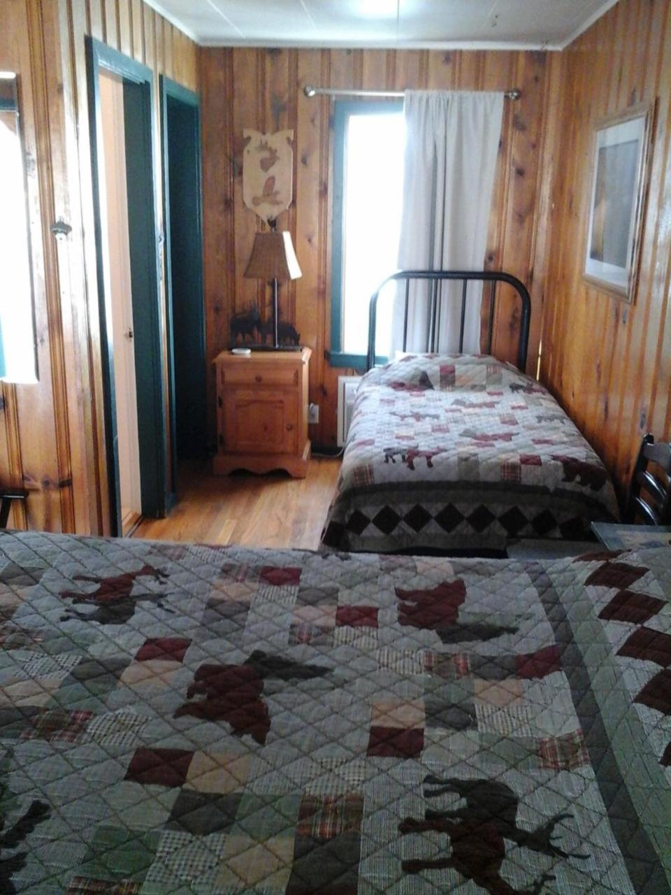 River Bend Motel Llc Spray Eksteriør bilde