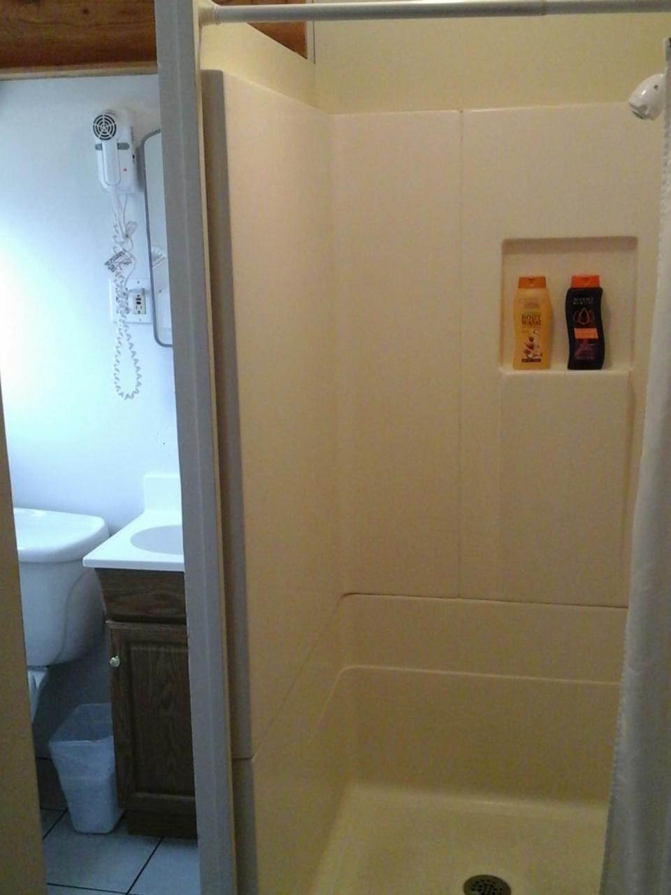 River Bend Motel Llc Spray Eksteriør bilde